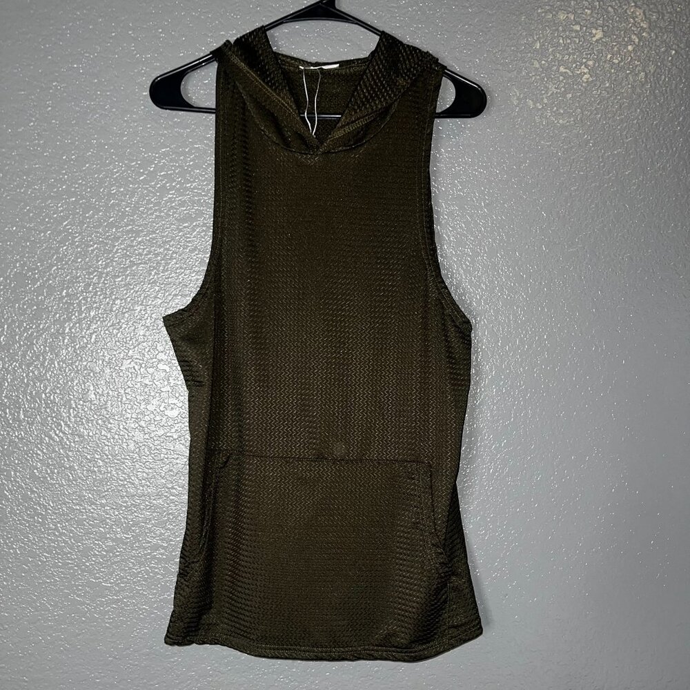 We1Fit Women’s Sleeveless Hoodie Tank Top Size Small – Olive Green Textured Acti